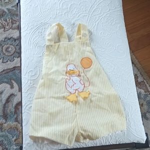 Vintage sz 6 mos Short Overall in Yellow multi seersucker